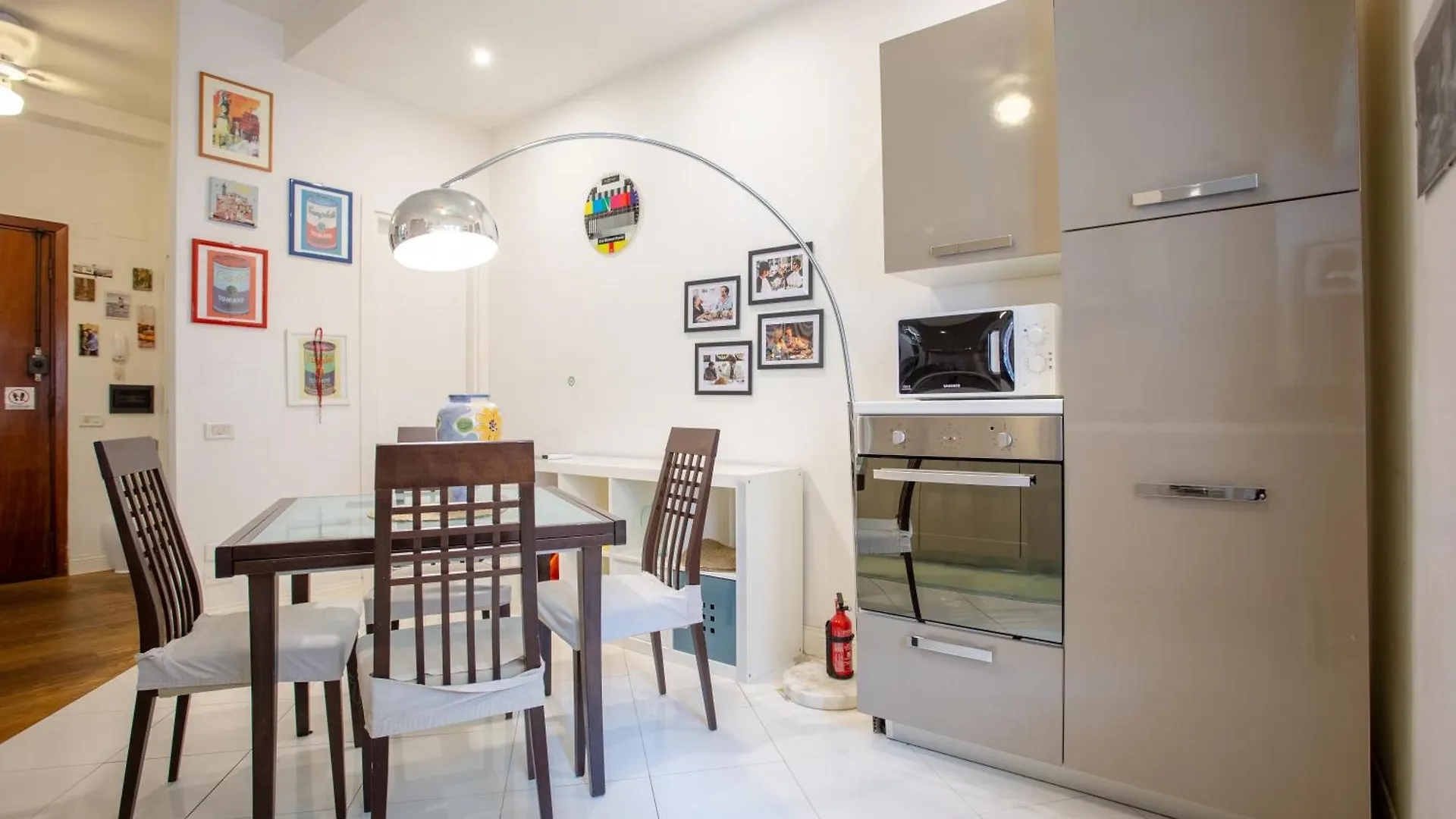 Comfortable Apartment In A Strategic Position Rzym