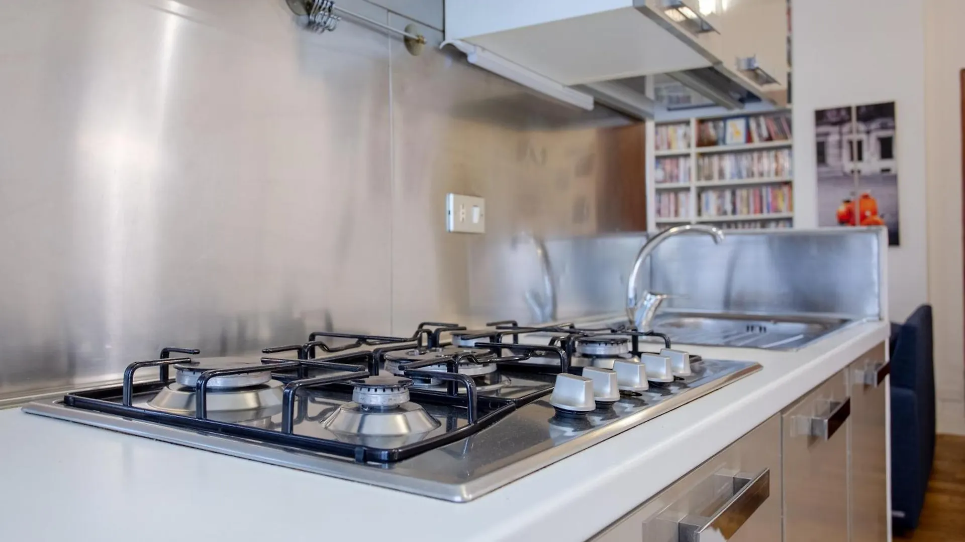 Comfortable Apartment In A Strategic Position Rzym