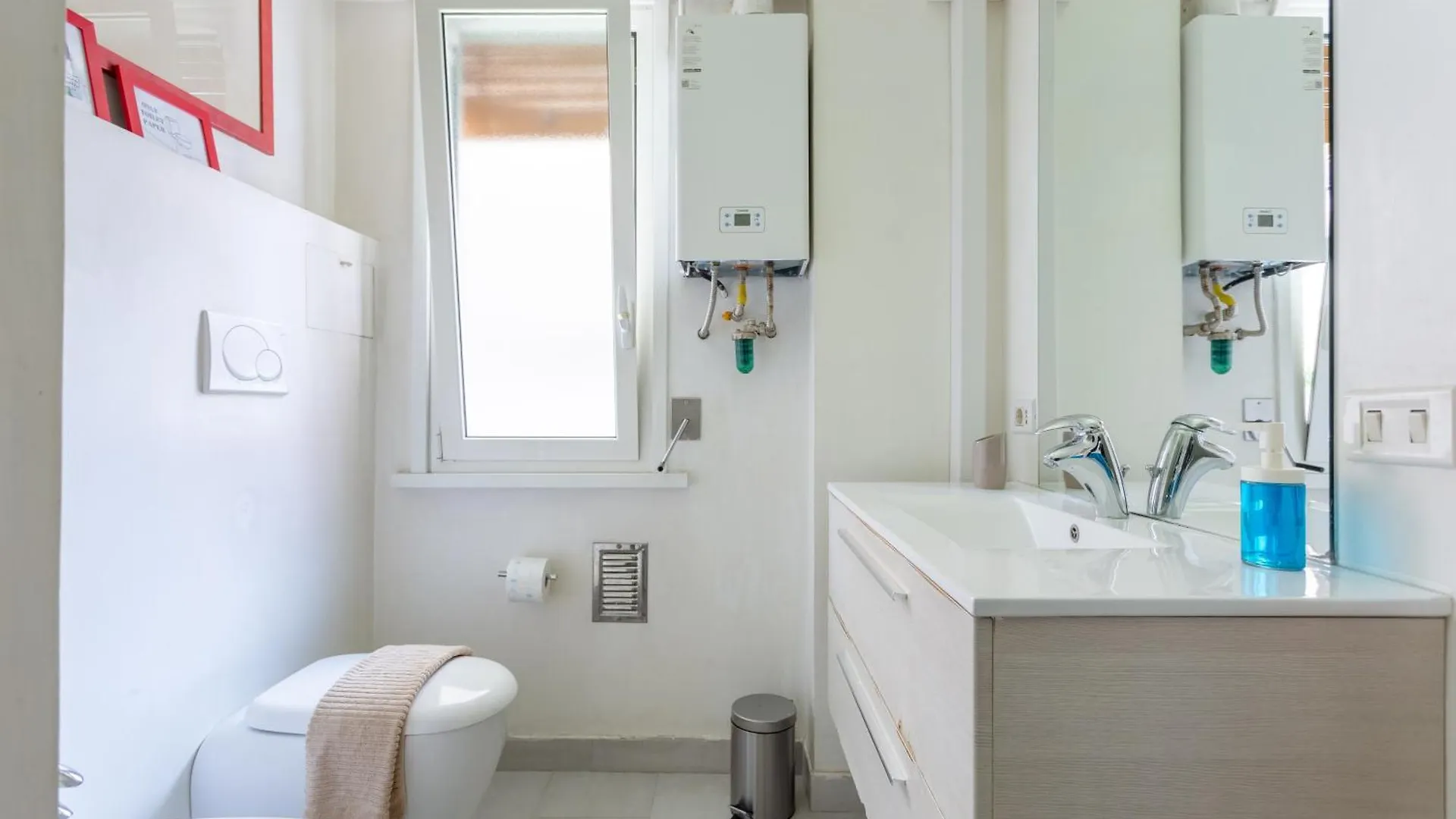 Comfortable Apartment In A Strategic Position Rzym 0*,